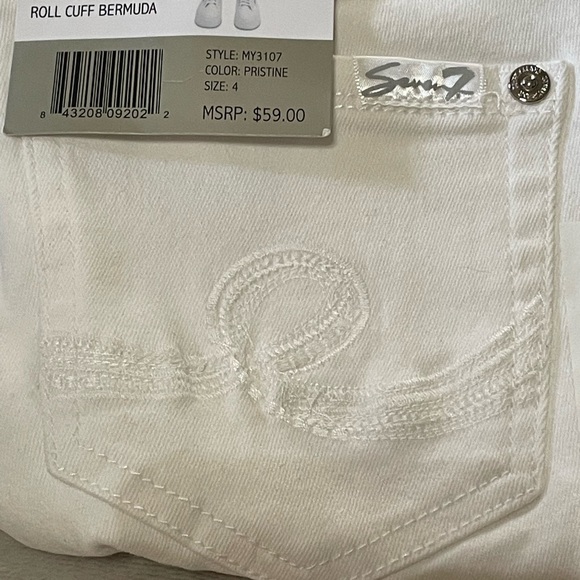 Seven7 by Seven Womens White Denim jeans shorts, NWT, rolled cuffed, size 4 - Picture 9 of 14